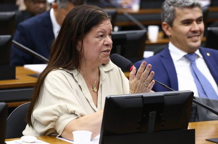 CCJ da Câmara aprova proposta que busca otimizar reforço vacinal