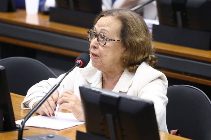 Comissão aprova nova regra sobre indenização por dano moral a vítima de violência doméstica