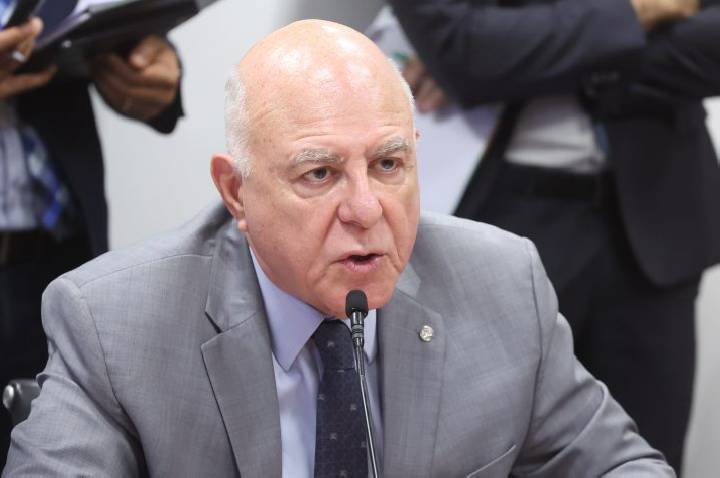 Comissão debate implementação da Política Nacional de Minerais Críticos e Estratégicos