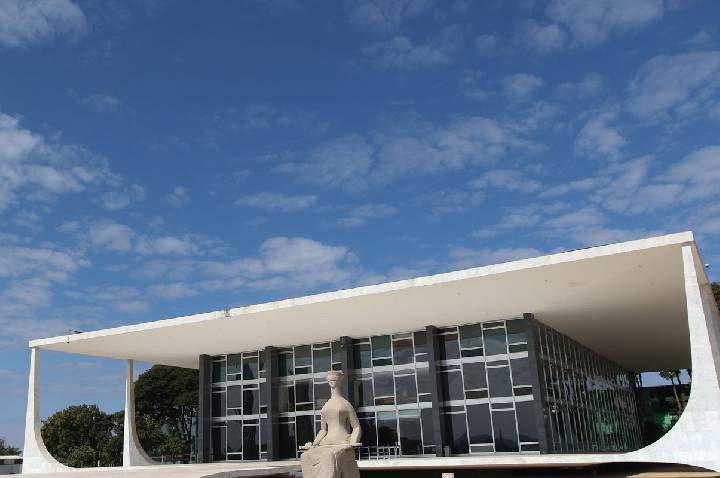 Defesa reforça pedido de manutenção da prisão domiciliar de Bolsonaro