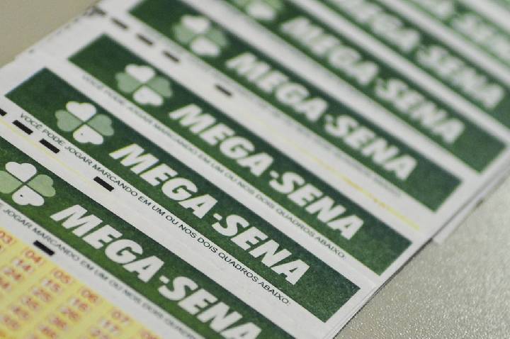 Mega-Sena acumula e prêmio principal vai para R$ 36 milhões