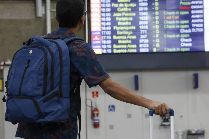 Novo sistema alfandegário agiliza desembarque de viajantes