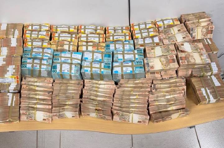 PF apreendeu R$ 2 milhões em espécie em Porto Velho; caso completa 30 dias sem novos detalhes divulgados