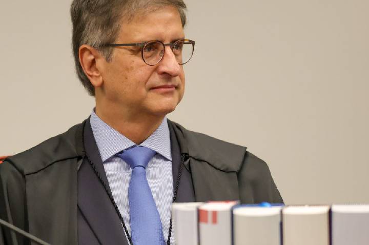 PGR dá parecer contra pedido de acesso a registro de Vorcaro no Senado