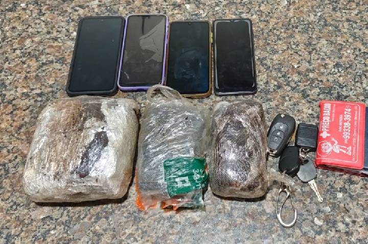 Polícia Militar apreende mais de 2 kg de haxixe e prende suspeitos de tráfico em Cacoal