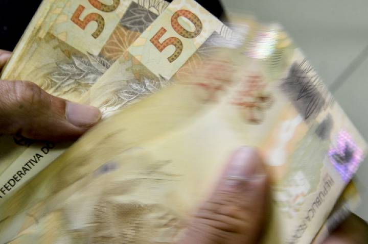 Portaria convoca instituições financeiras para 3ª fase do Desenrola
