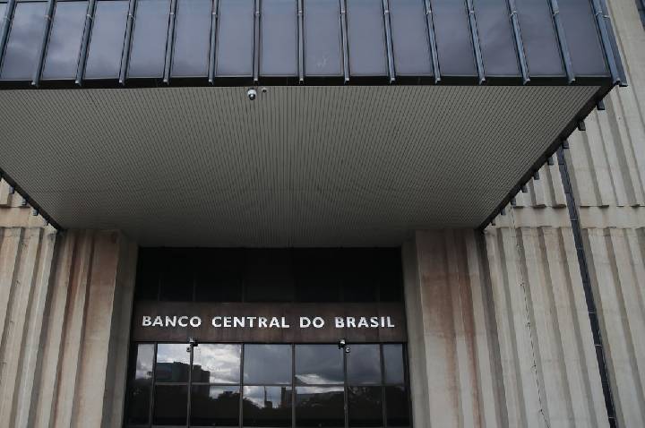 TCU aprova contas do BC de 2025 após desvincular processo do Master