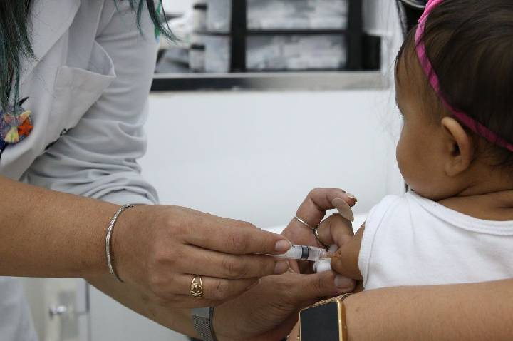 Unicef: 13,5 milhões de crianças não recebem vacina no 1° ano de vida