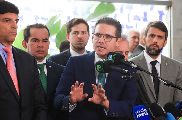 Câmara sugere medidas “antipáticas” para substituir aumento do IOF