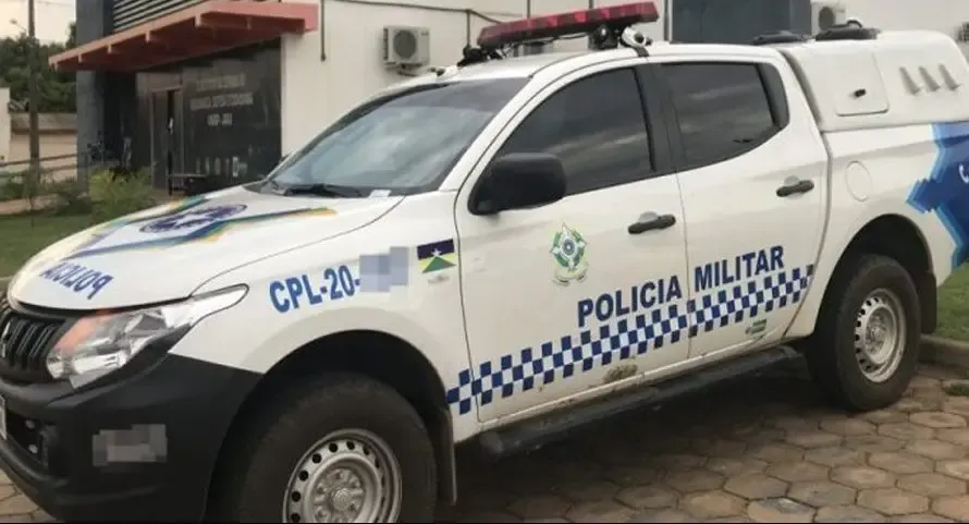 De boa ação a caso de polícia: jovem “pega emprestado” carro e acaba na delegacia