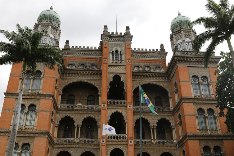 Fiocruz cria ferramenta para monitorar substitutos do leite materno