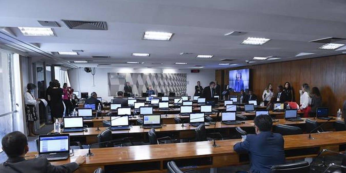 Comissão do Senado aprova inelegibilidade para condenados por violência contra a mulher