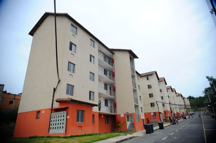 Lei obriga condomínios a denunciar violência doméstica no Rio