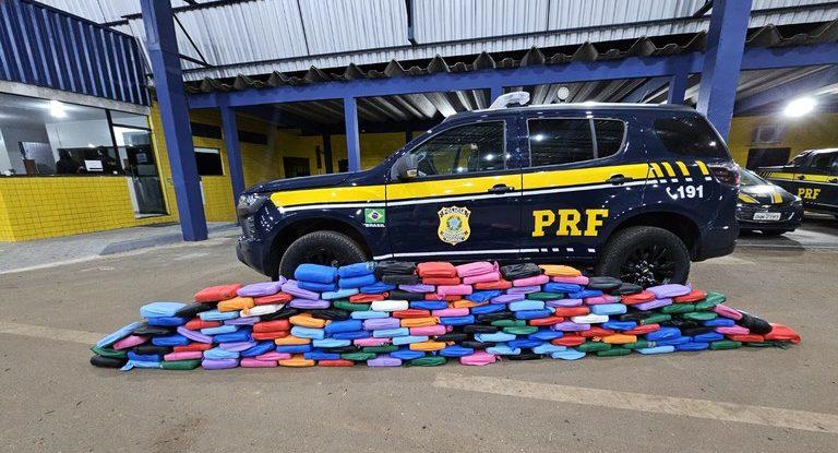 PRF apreende quase 190 kg de skunk escondidos em carga de bebedouros em Vilhena