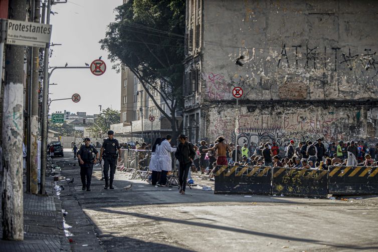 Racismo é fator determinante na formação da Cracolândia, diz relatório