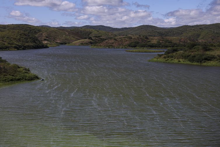 Rio São Francisco terá nova hidrovia para transporte de cargas ao NE