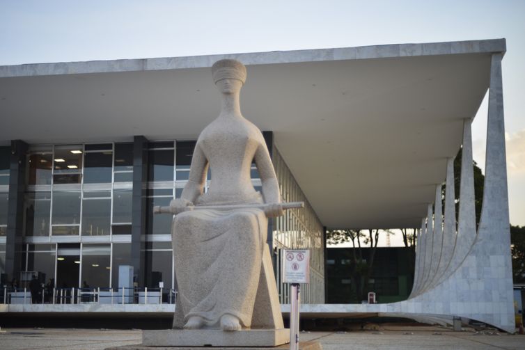 STF começa a ouvir nesta segunda réus do núcleo 1 da trama golpista