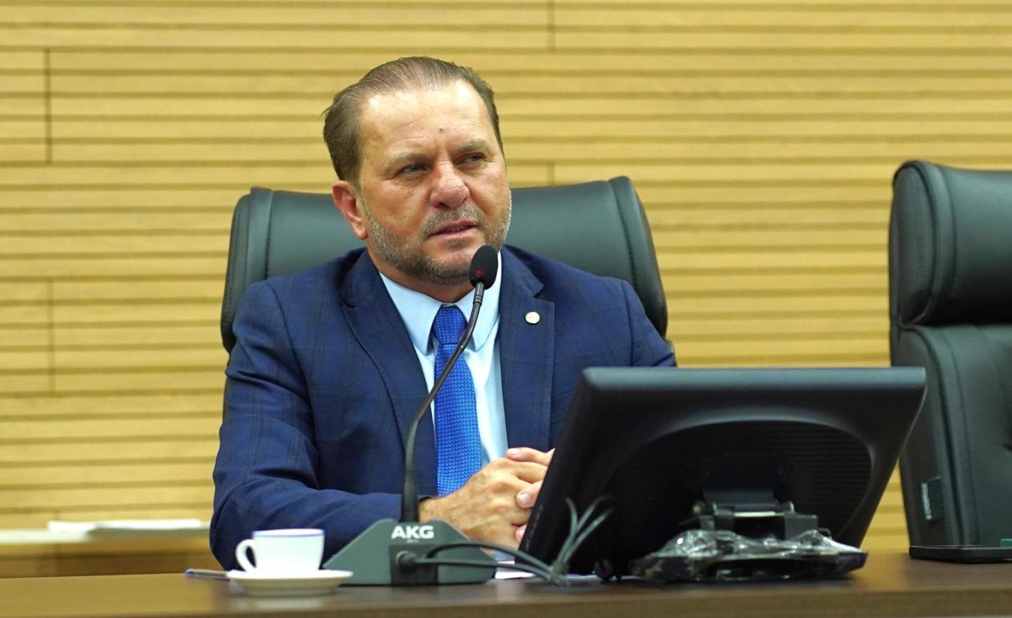 Cirone anuncia mais asfalto para Cacoal