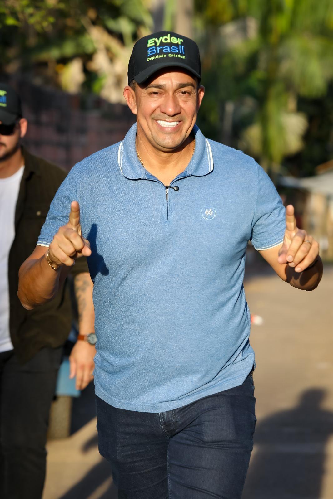 Eyder Brasil realiza 3ª edição do projeto Cidadania no Bairro no Nacional