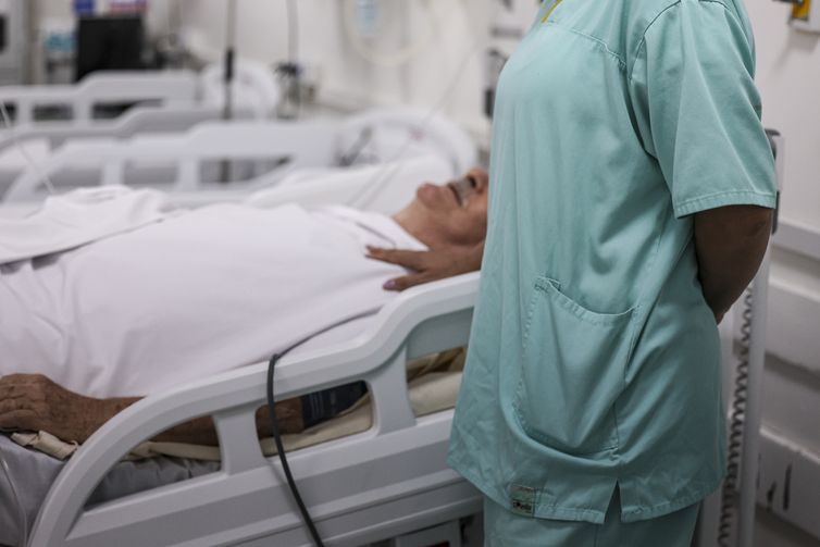 Médicos do trabalho lançam guia com cuidados para evitar adoecimento