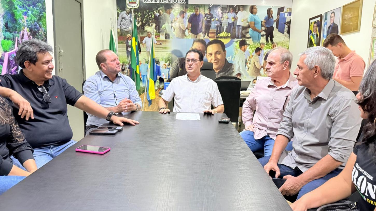 Rolim de Moura: Cirone assegura mais recursos para distrito de Nova Estrela