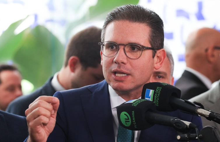 SBP pede urgência na votação de projeto sobre 'adultização' infantil