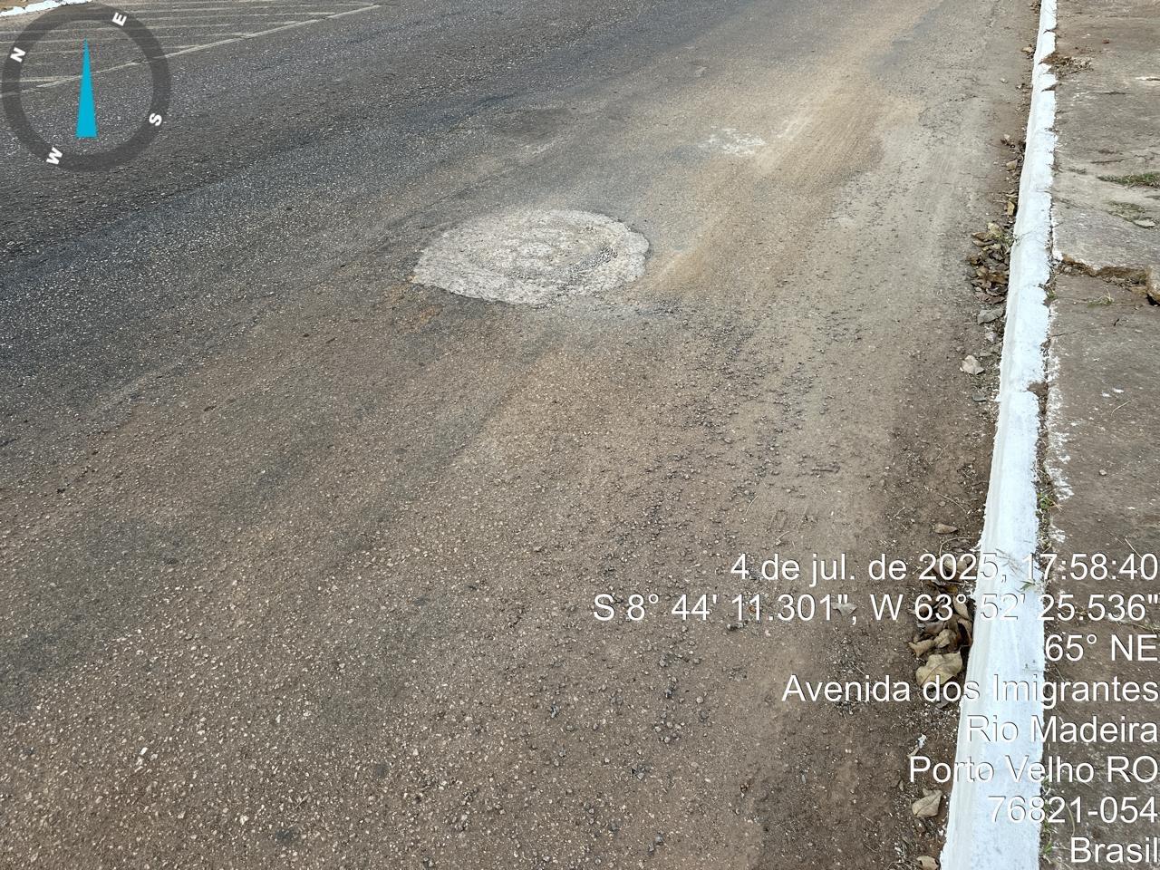 Vereador Dr. Gilber tem pedido de providência atendido e comemora ação de tapa buracos na avenida Imigrantes