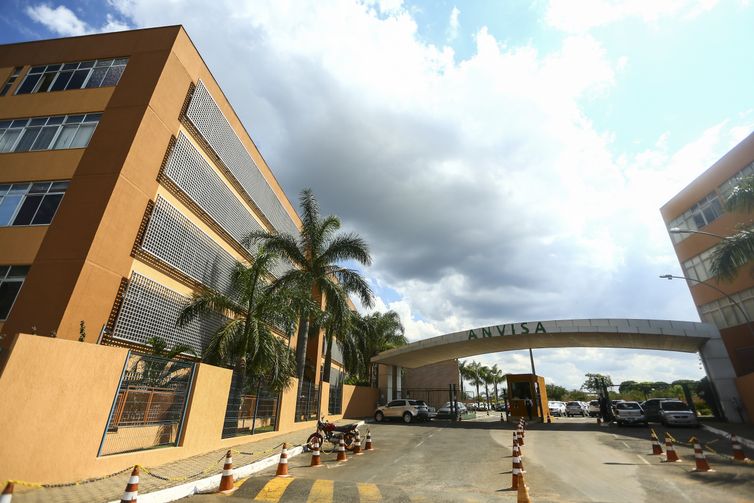 Anvisa proíbe venda de 32 suplementos de empresa de produtos naturais