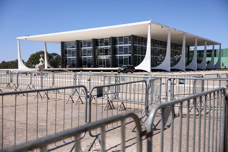 Ao vivo: acompanhe o 1° dia de julgamento de Bolsonaro no STF