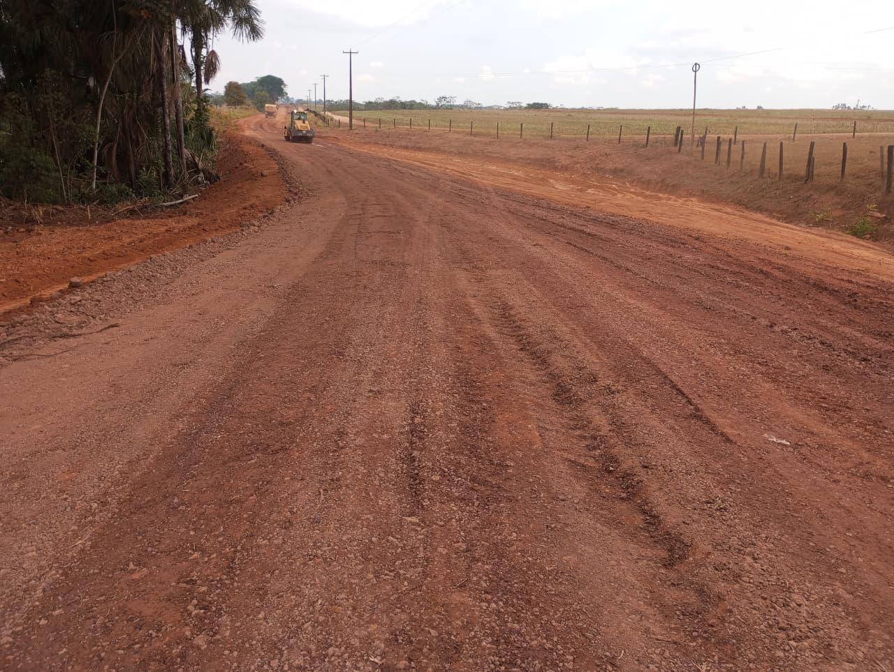 Após indicação de Jean Oliveira, DER entrega nova RO-484 (Linha P-18) e garante trafegabilidade histórica na rodovia