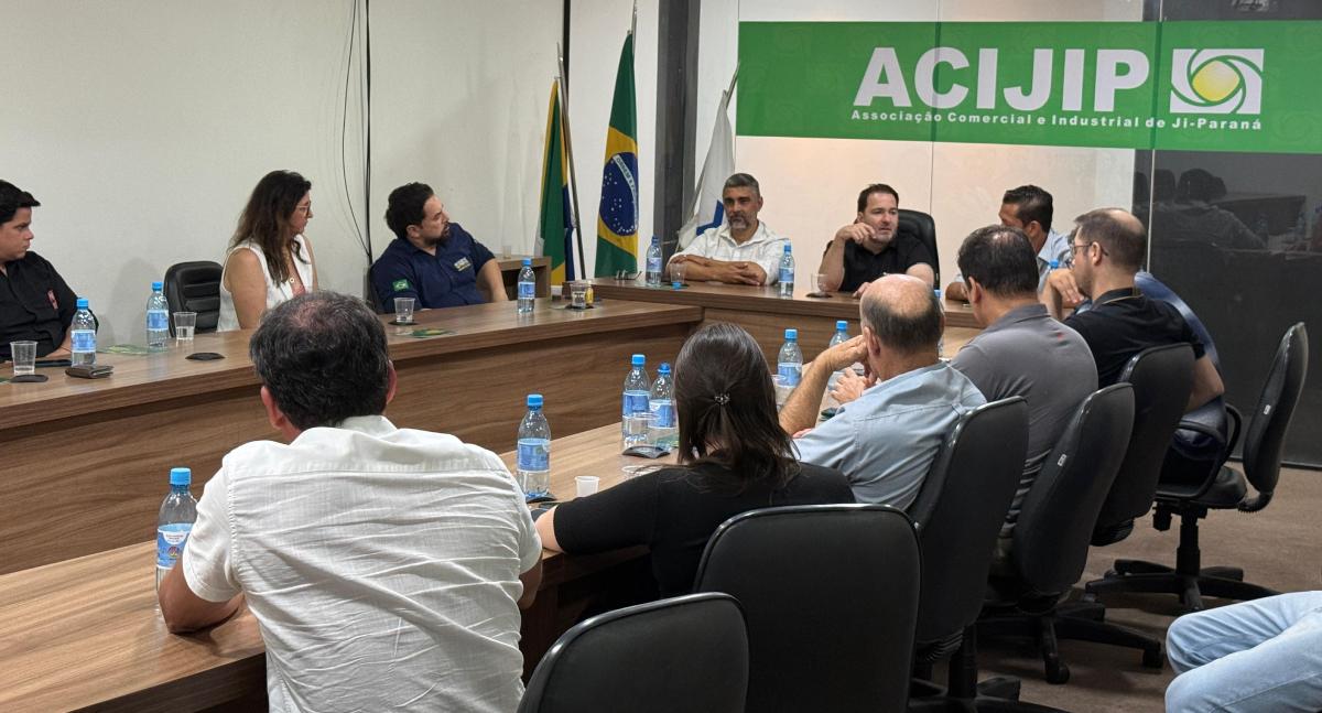 Deputado Alex Redano participa do Fórum de Desenvolvimento Econômico em Ji-Paraná