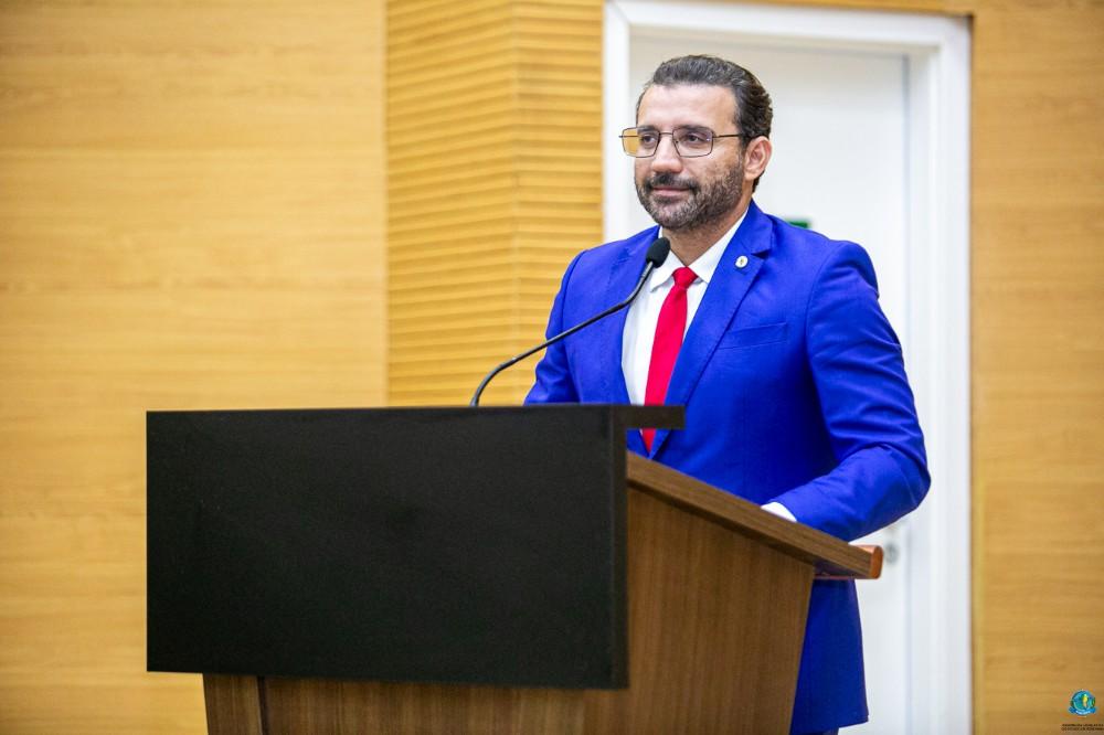 Ribeiro do Sinpol convida profissionais de Educação Física e familiares para solenidade na Assembleia Legislativa