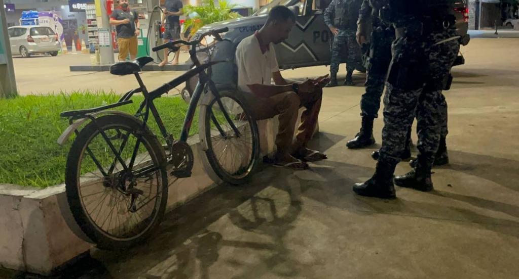 Homem é atingido por pedrada no rosto após discussão no centro de Porto Velho