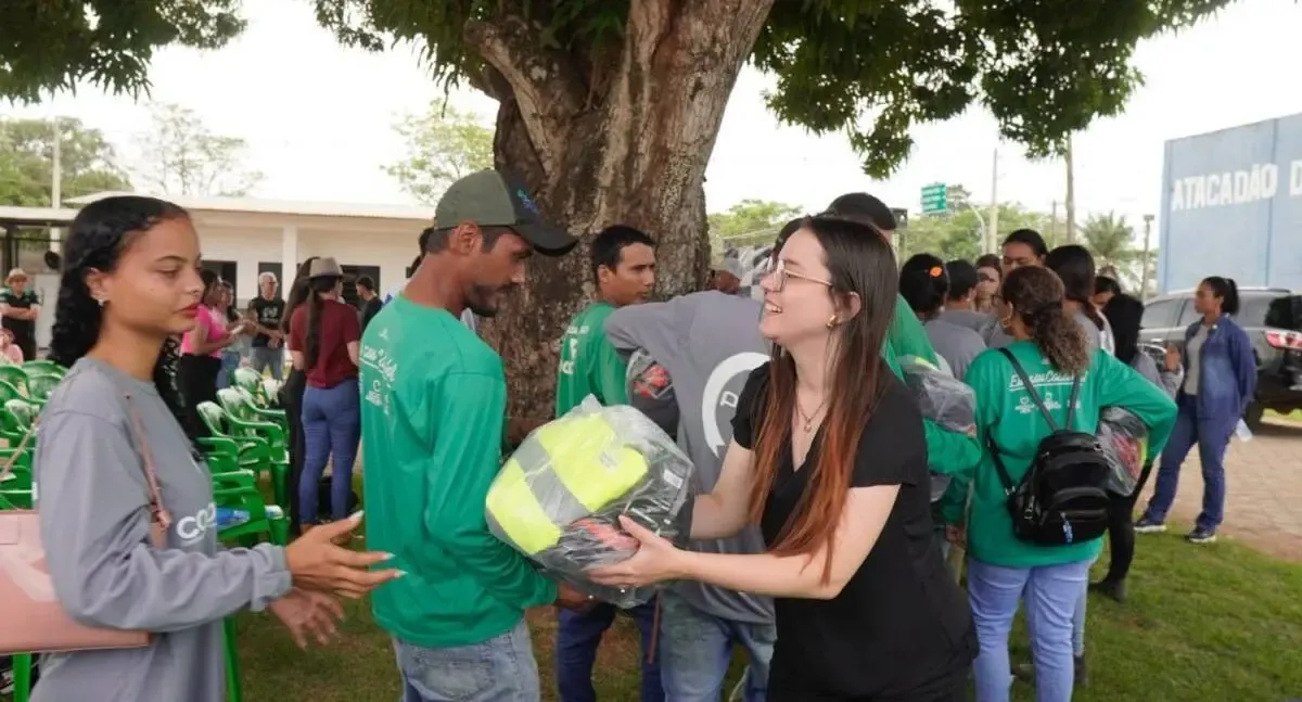 Mais de 80 catadores do Vale do Jamari recebem kits de proteção do governo de Rondônia