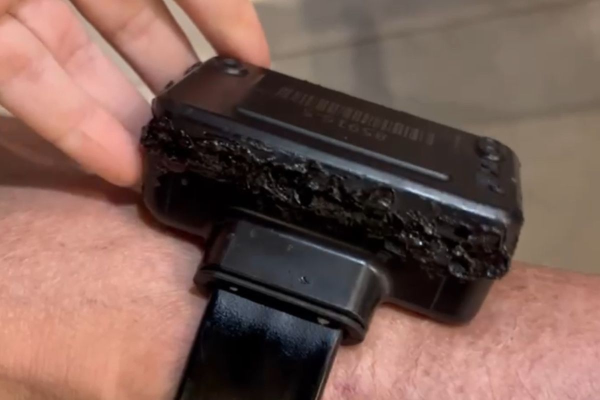 A nova versão de aliados para a violação da tornozeleira por Bolsonaro