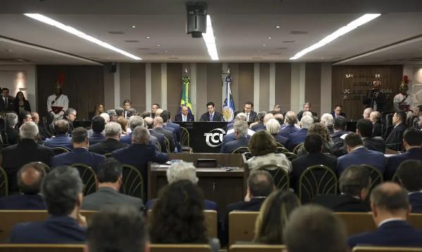 Concurso do TCU oferece 20 vagas e salário de 26.159,01; inscrições seguem até 3 de dezembro
