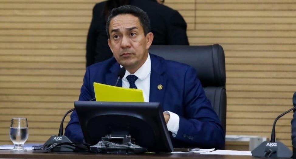 Eyder Brasil se coloca à disposição do Sinjor para ajudar a instituir o piso dos jornalistas em Rondônia