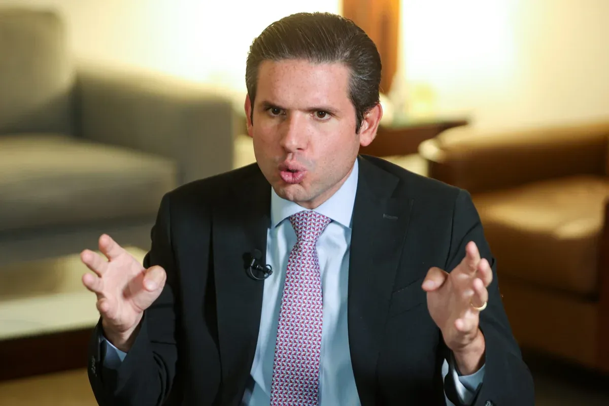 Motta se reúne com oposição para discutir anistia