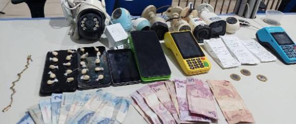 Polícia estoura boca de fumo em distribuidora e prende traficante durante ação do sgt Machado