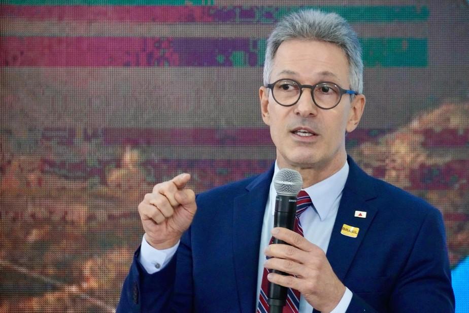 Kassab articula Zema para vice de Flávio Bolsonaro em chapa presidencial