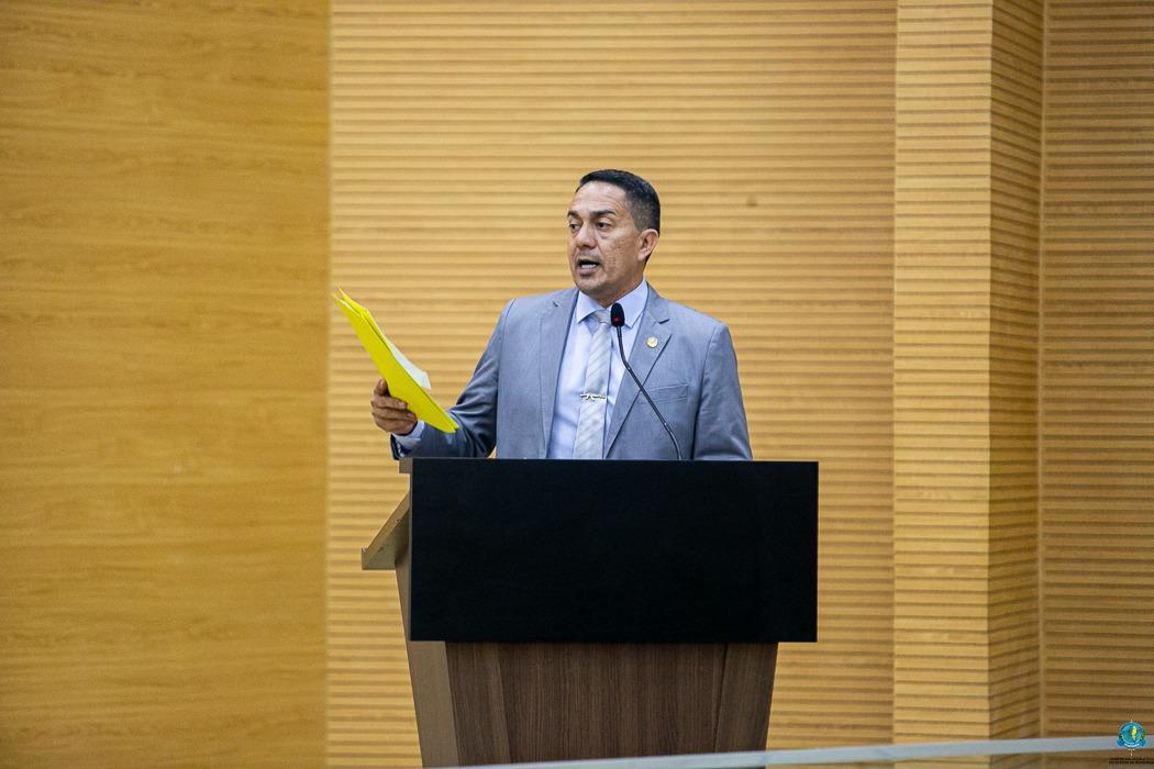 AGORA É LEI: Projeto de autoria do deputado Eyder Brasil garante Política Estadual de Educação Inclusiva em Rondônia