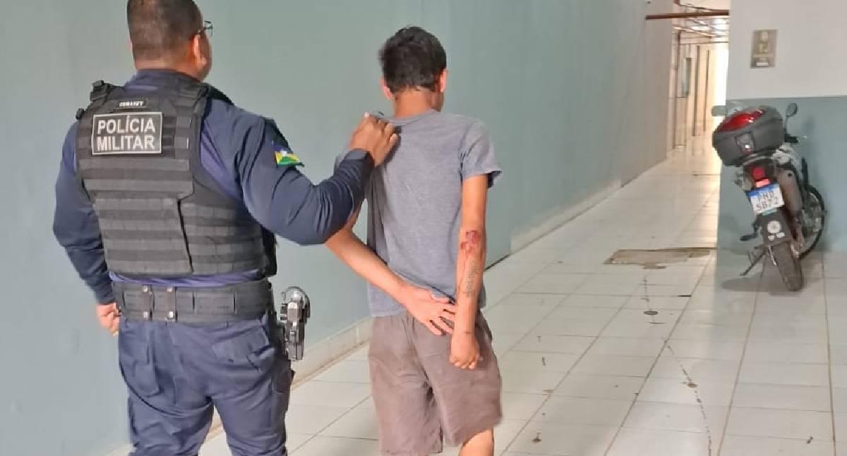 Neto é preso por agredir avó e descumprir medida protetiva