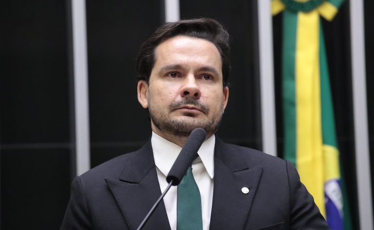 Projeto modifica regras para concessão de liberdade provisória na audiência de custódia