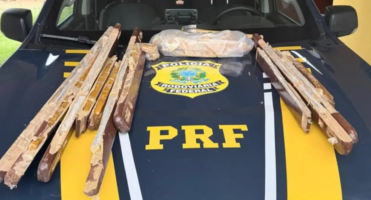PRF apreende cerca de 6 kg de cocaína durante fiscalização na BR-364 em Rondônia