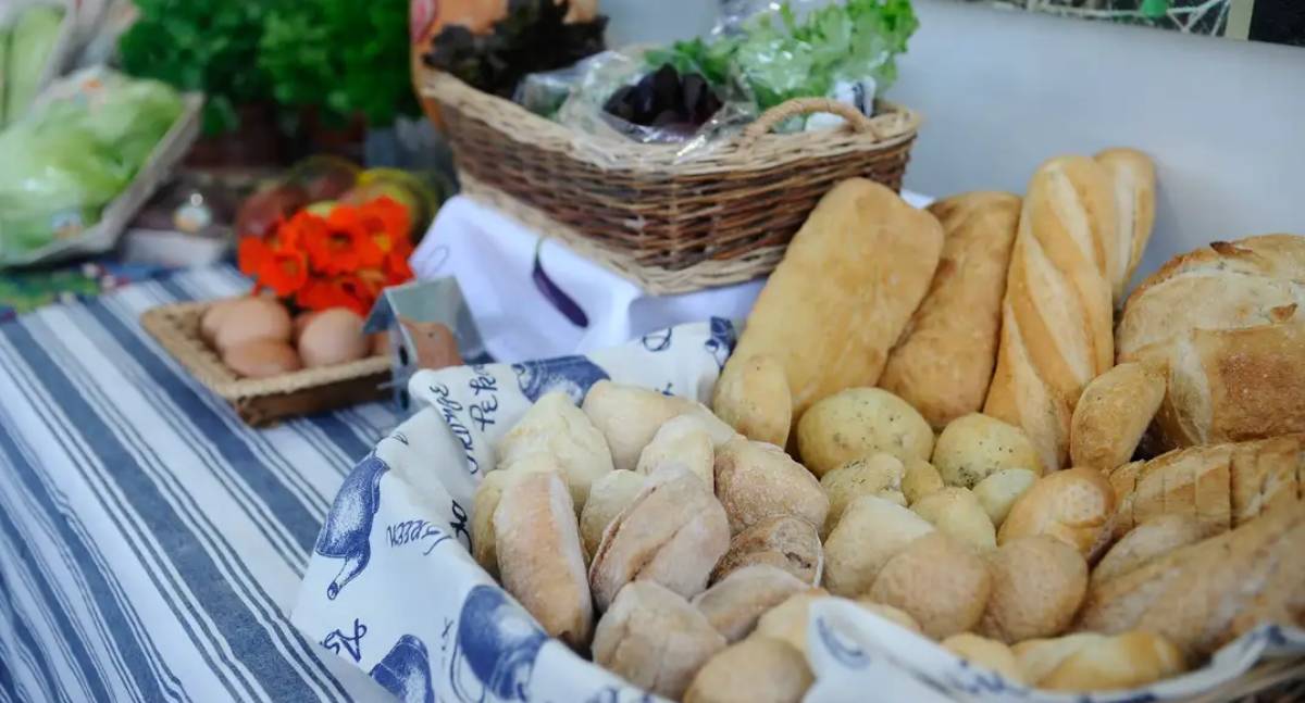 Setor de alimentos e bebidas registra faturamento de R$ 1,39 trilhão em 2025