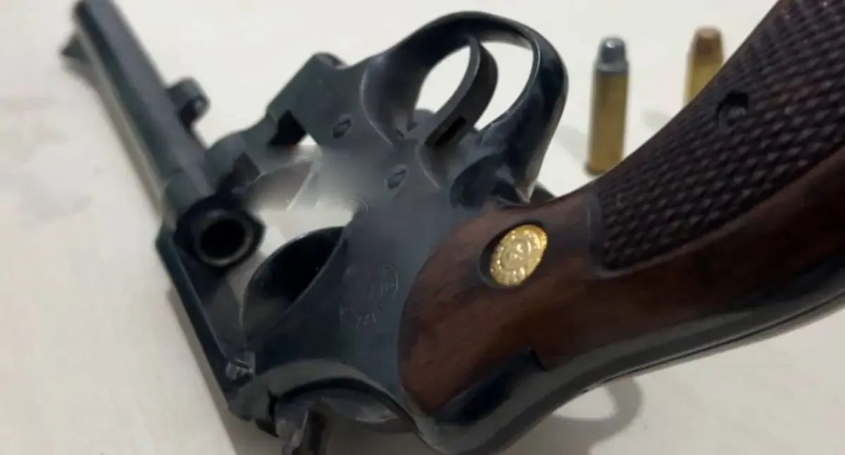 Suspeito de série de crimes é baleado e preso pela PM em RO