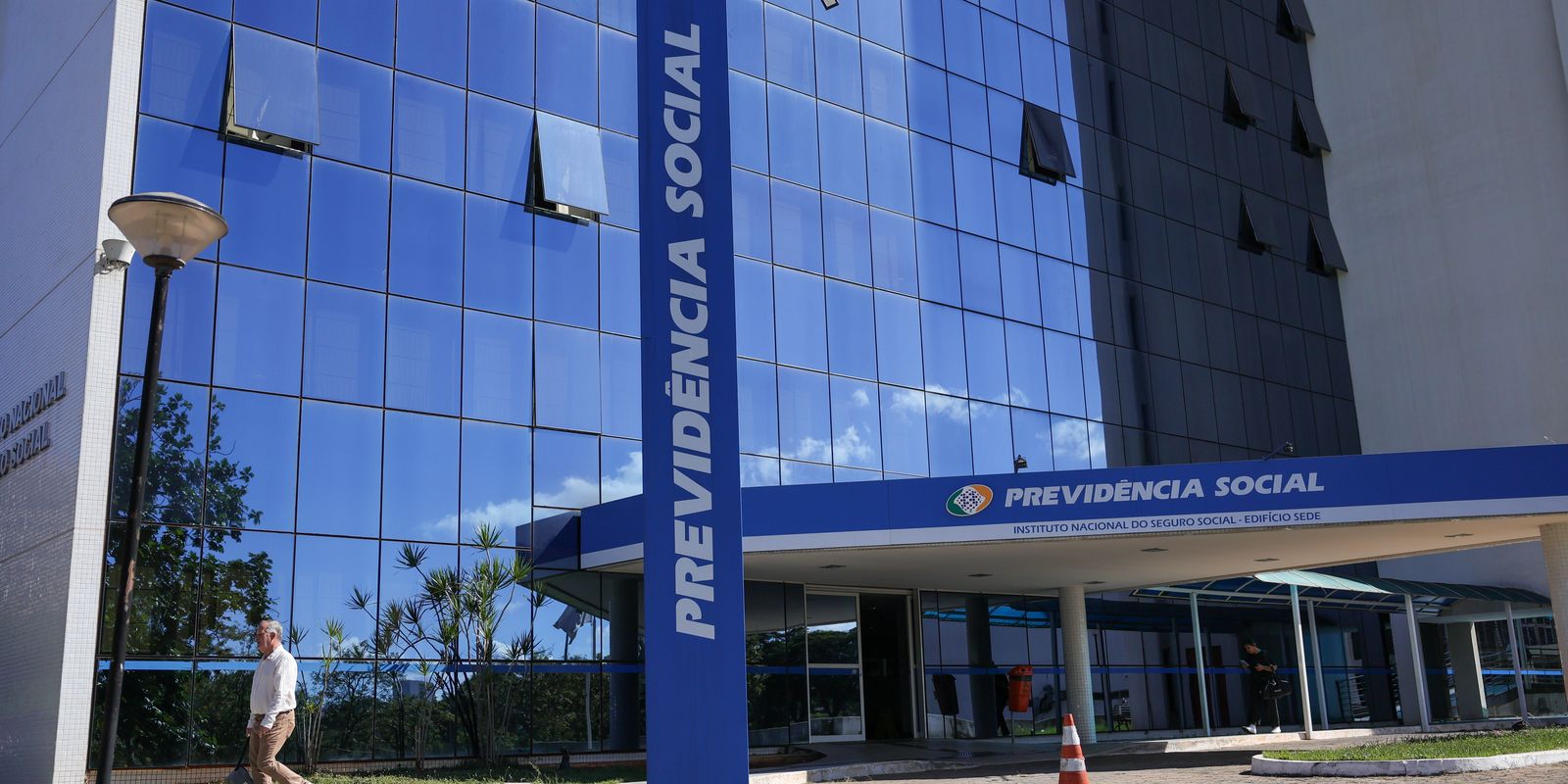INSS libera consignado sem biometria facial para aposentados