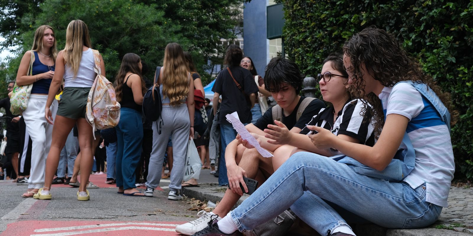 Saeb 2025: Brasil recupera nível pré-pandemia, mas ainda tem gargalos