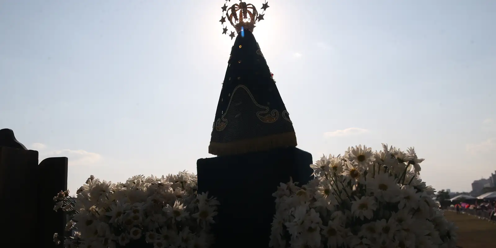 Arcebispo de Aparecida pede desarmamento e atenção à fome e à pobreza